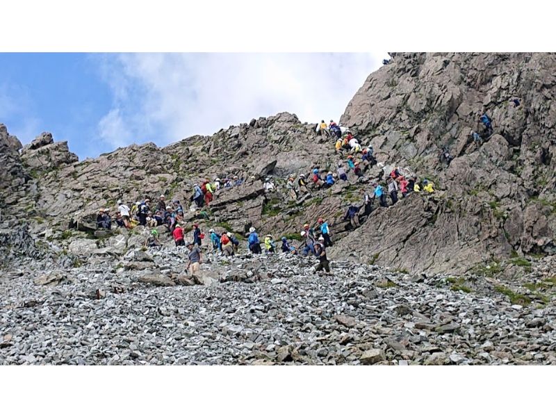 槍ヶ岳山頂付近２