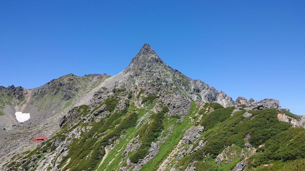 東鎌尾根にとりつく