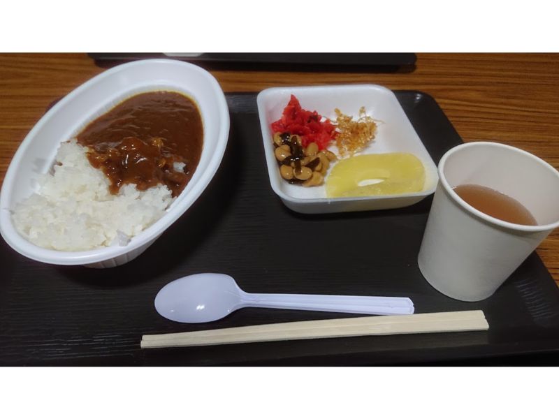 蛭ヶ岳の夕食（カレー）