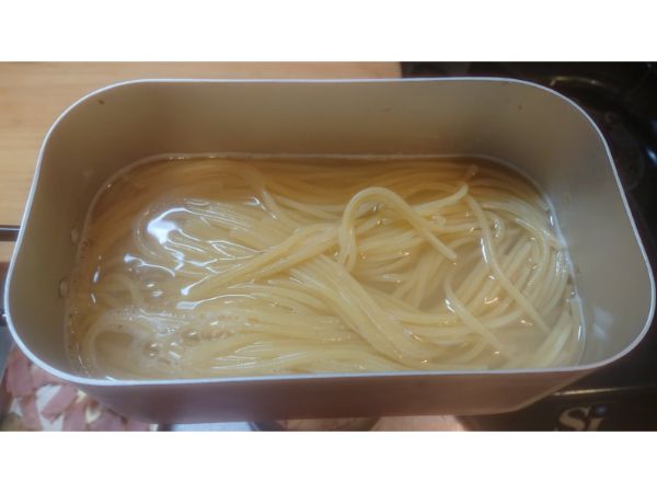 水漬けパスタゆであがり