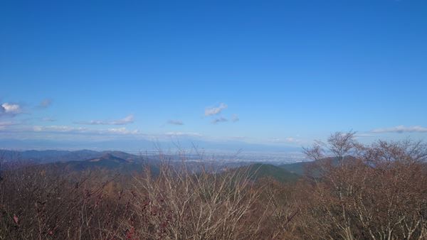 丸山山頂から関東平野の眺め