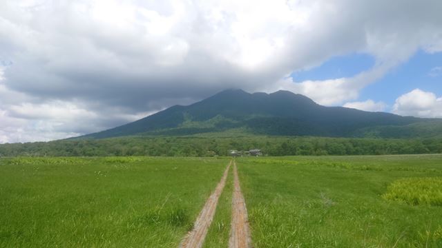 尾瀬ヶ原からの燧ケ岳